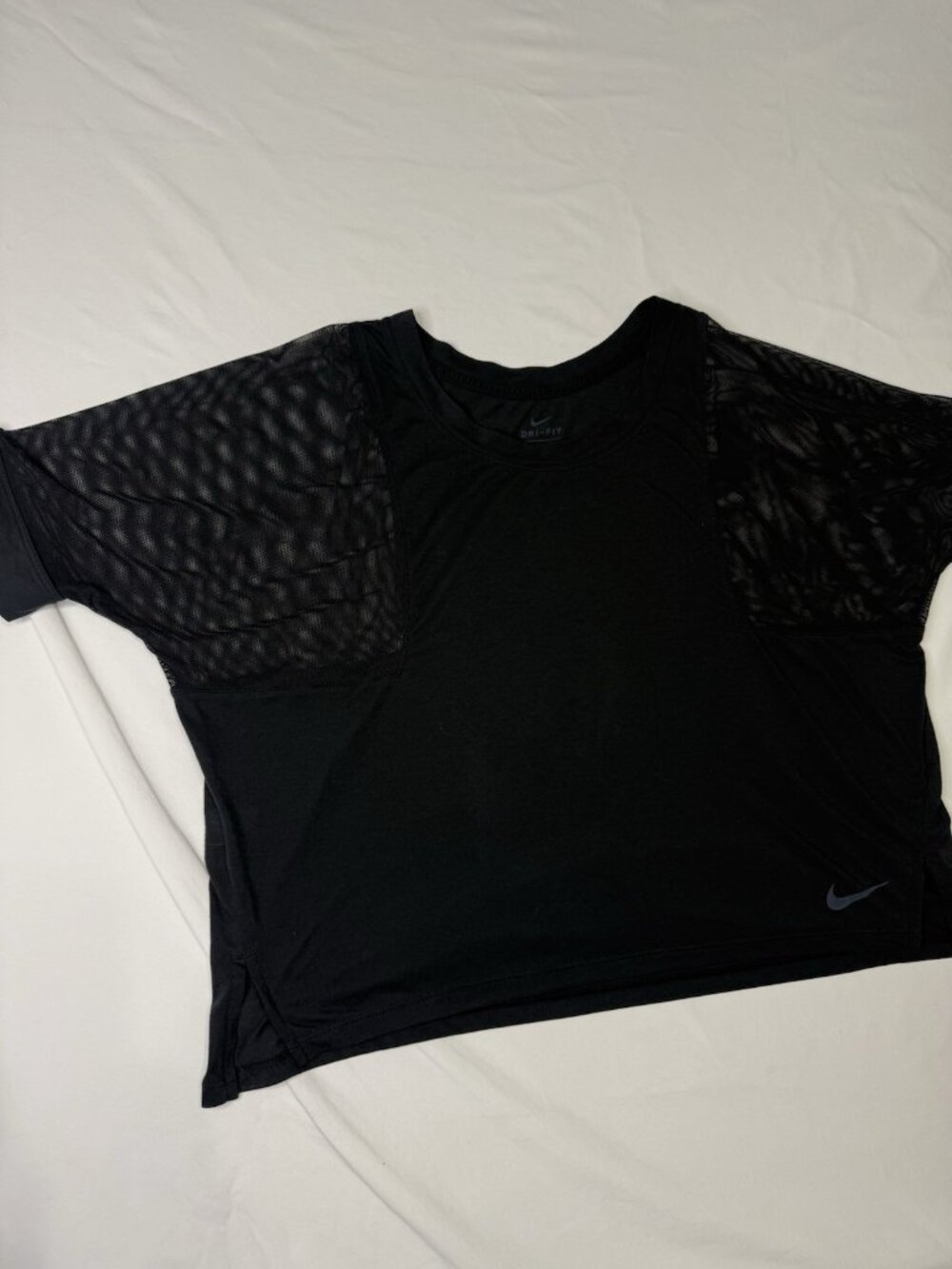 Nike Dri-FIT Women’s Black Mesh Crop Top Training Shirt XS - Picture 3 of 10